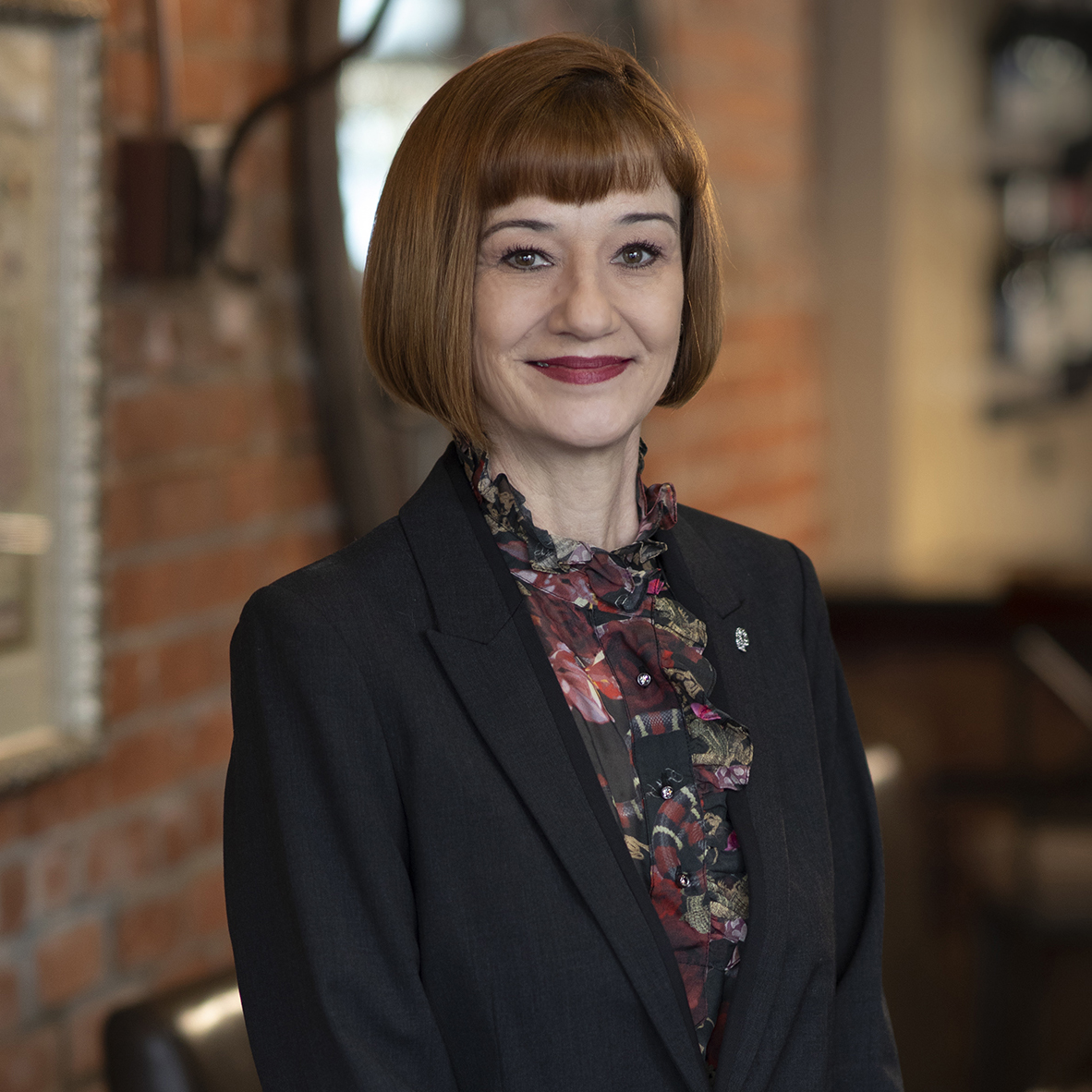 Kathy Johnson Headshot